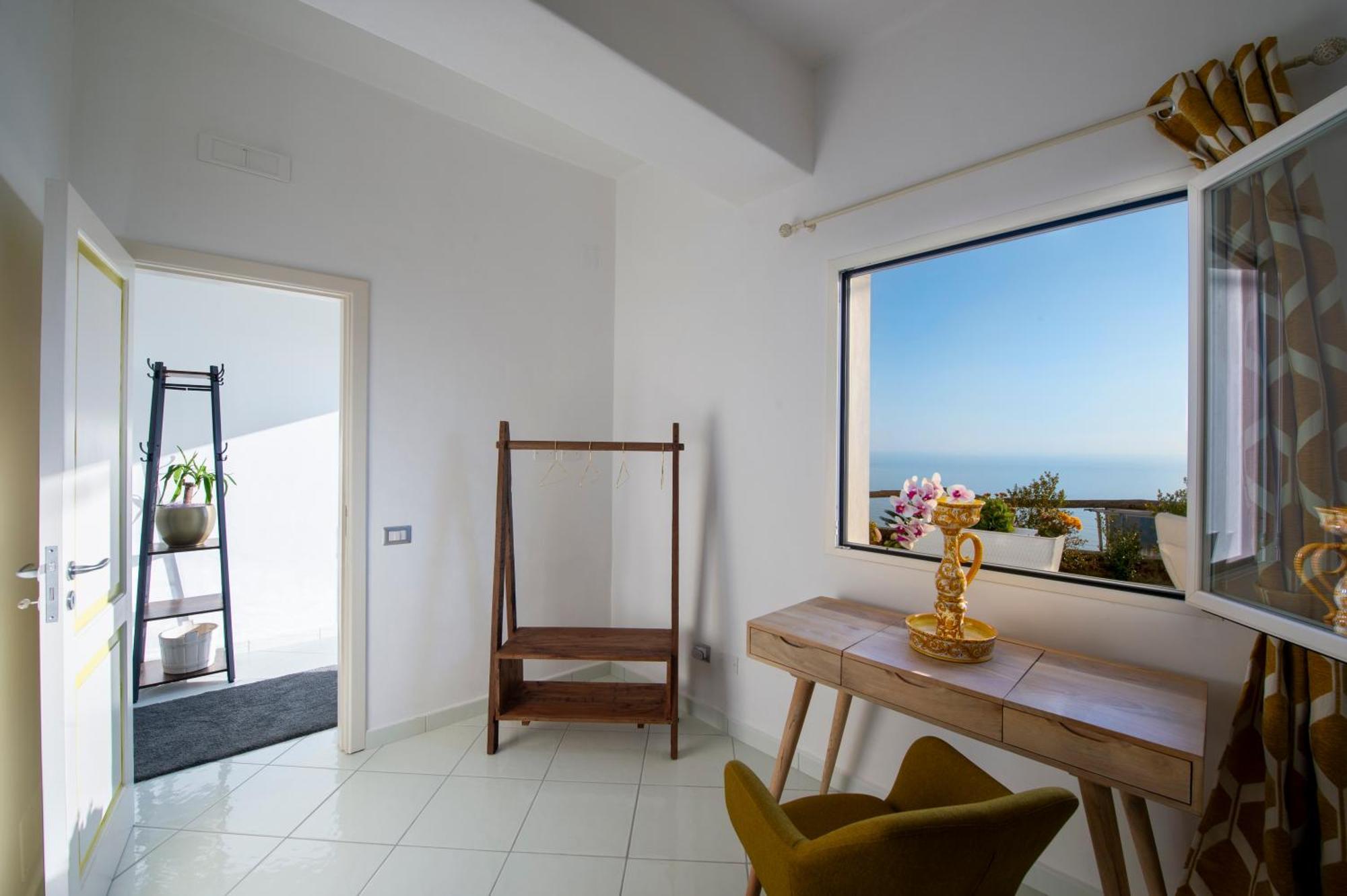 Apartamento Aria Di Mare,Near Elevator, Few Steps, Parking, Garden Positano Exterior foto